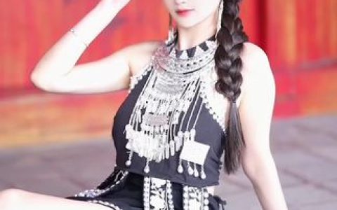 【微-密】詹詹(詹妮)-泳池蓝色比基尼作品鉴赏夏日清凉的性感展现，蓝色比基尼作品图集详解